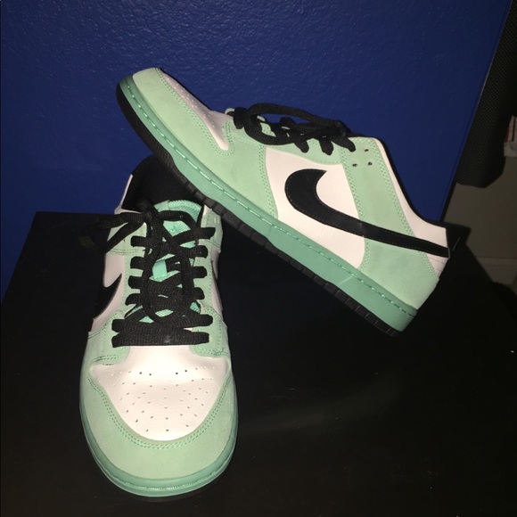 nike sb dunk low sea crystal